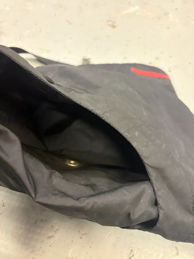 Prada 2000s Prada Black Linea Rossa Nylon Shoulder Bag Size ONE SIZE - 12 Thumbnail