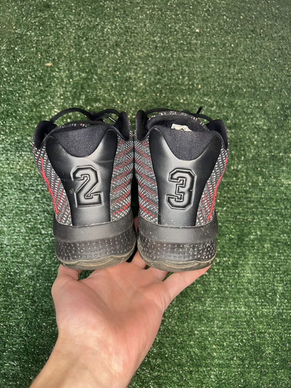 Jordan Brand Jordan B.Fly 'Bred' Men’s Size 11.5 881444-005 Size US 11.5 / EU 44-45 - 5 Thumbnail