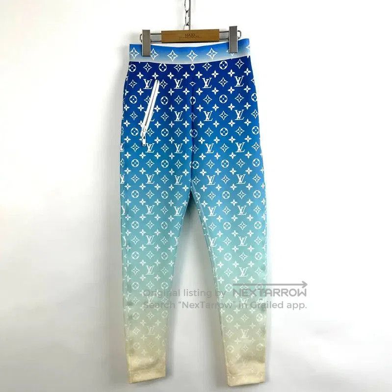 Louis Vuitton Louis Vuitton Light Blue Monogram Summer Pants . Size 27" / US 4 / IT 40 - 1 Thumbnail
