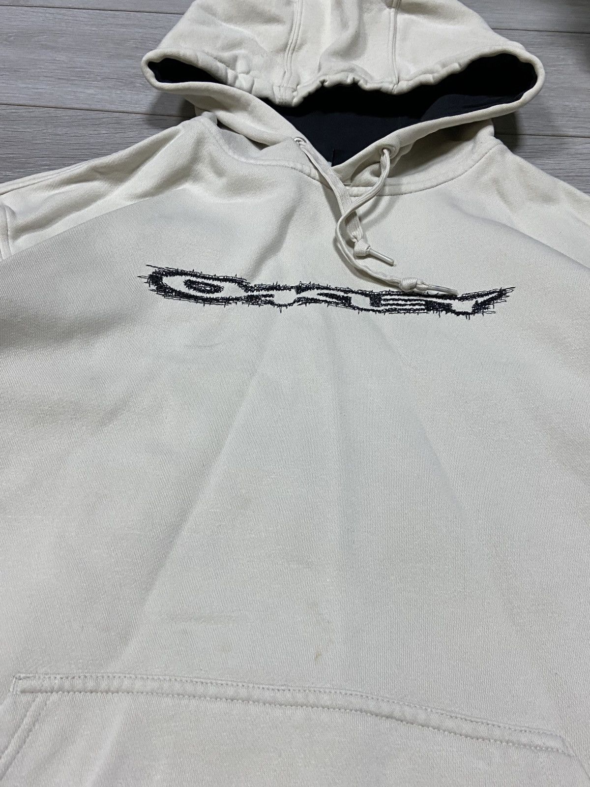 Oakley Oakley big logo distressed hoodie spell out Size US L / EU 52-54 / 3 - 2 Thumbnail