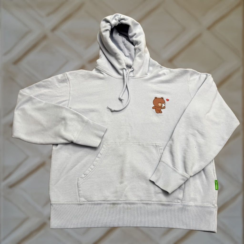 Uniqlo Uniqlo Hoodie M Blue Line Friends Brown Cony Selfie Distance Graphic Pullover Sweatshirt Size M / US 6-8 / IT 42-44 - 1 Thumbnail