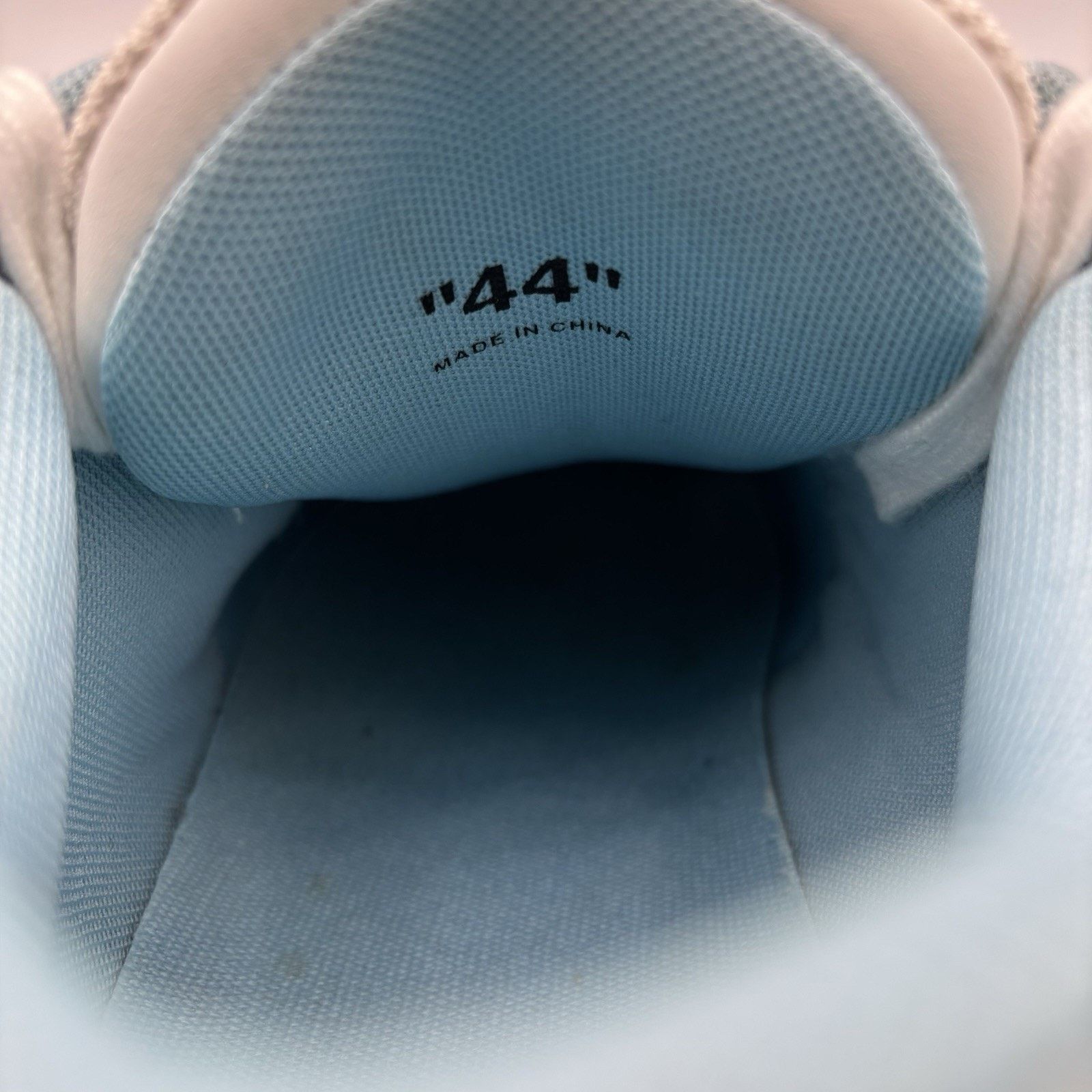 Off-White Off-White Out of Office Low ' Light Blue ' | GOOD CONDITION! Size US 11 / EU 44 - 20 Thumbnail