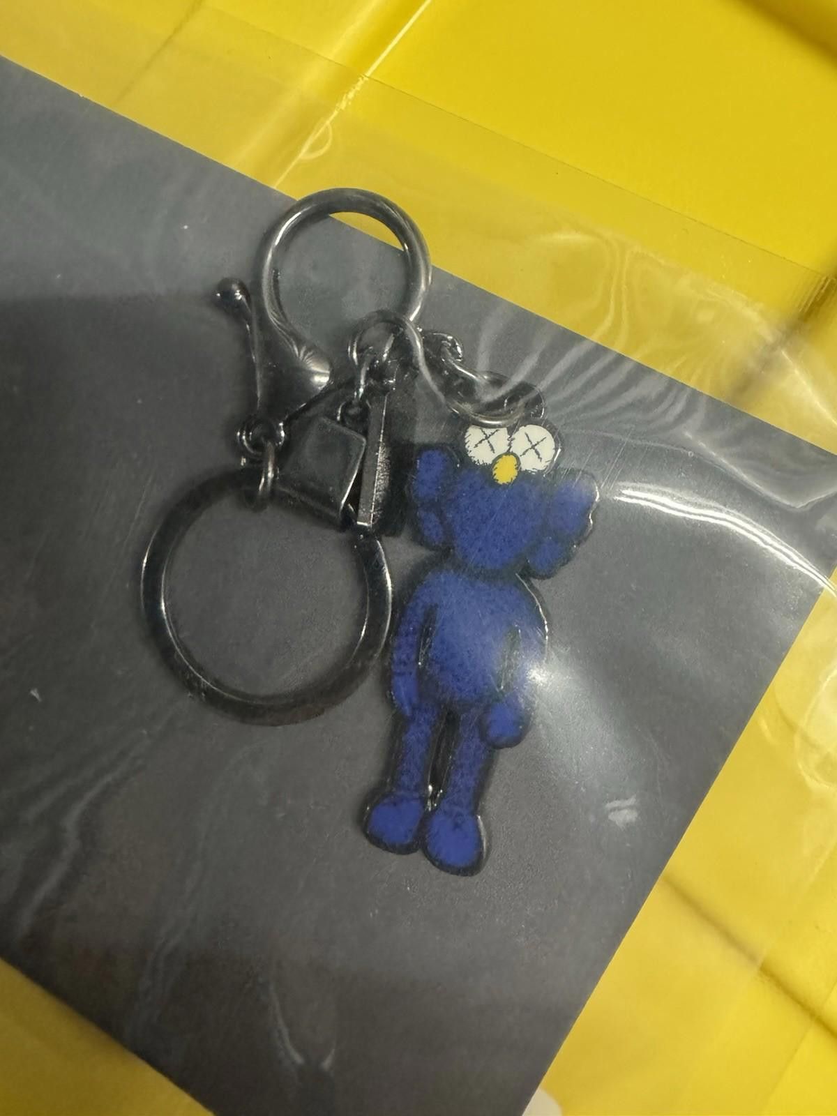 Other KAWS BFF Keychain 2019 NGV Australia Exclusive Size ONE SIZE - 1 Thumbnail