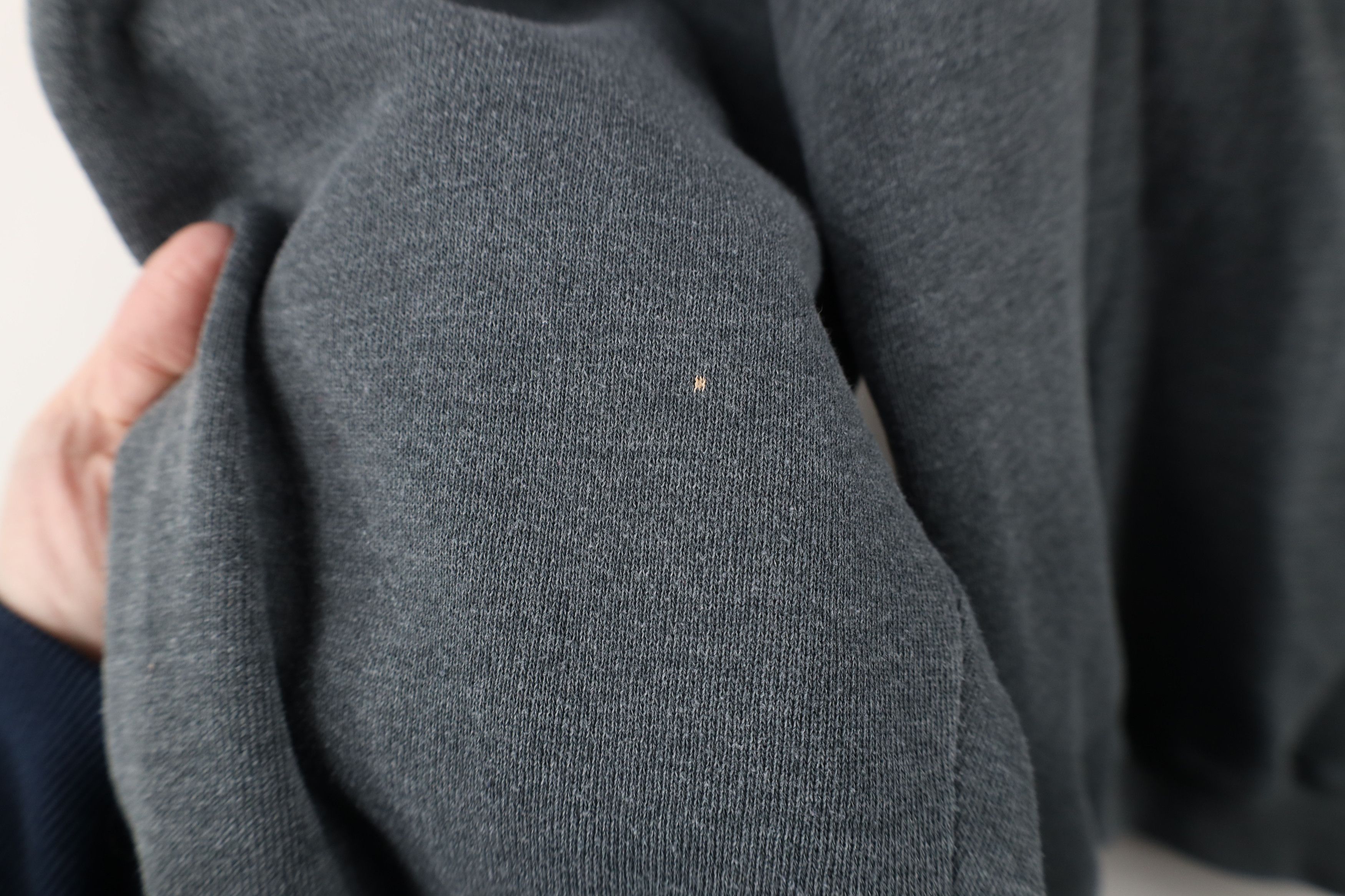 Russell Athletic × Vintage Vintage 90s Russell Athletic University of Iowa Sweatshirt Size US L / EU 52-54 / 3 - 6 Thumbnail