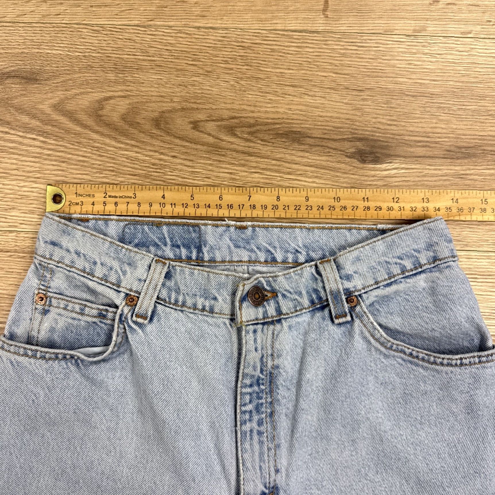 Levi's Levi’s Jeans 950 Women’s Orange Tab Relaxed Fit Tapered Leg 10 Regular Light Wash Blue 27 in Inseam Womens Jeans VyT Size 32" / US 10 / IT 46 - 4 Thumbnail