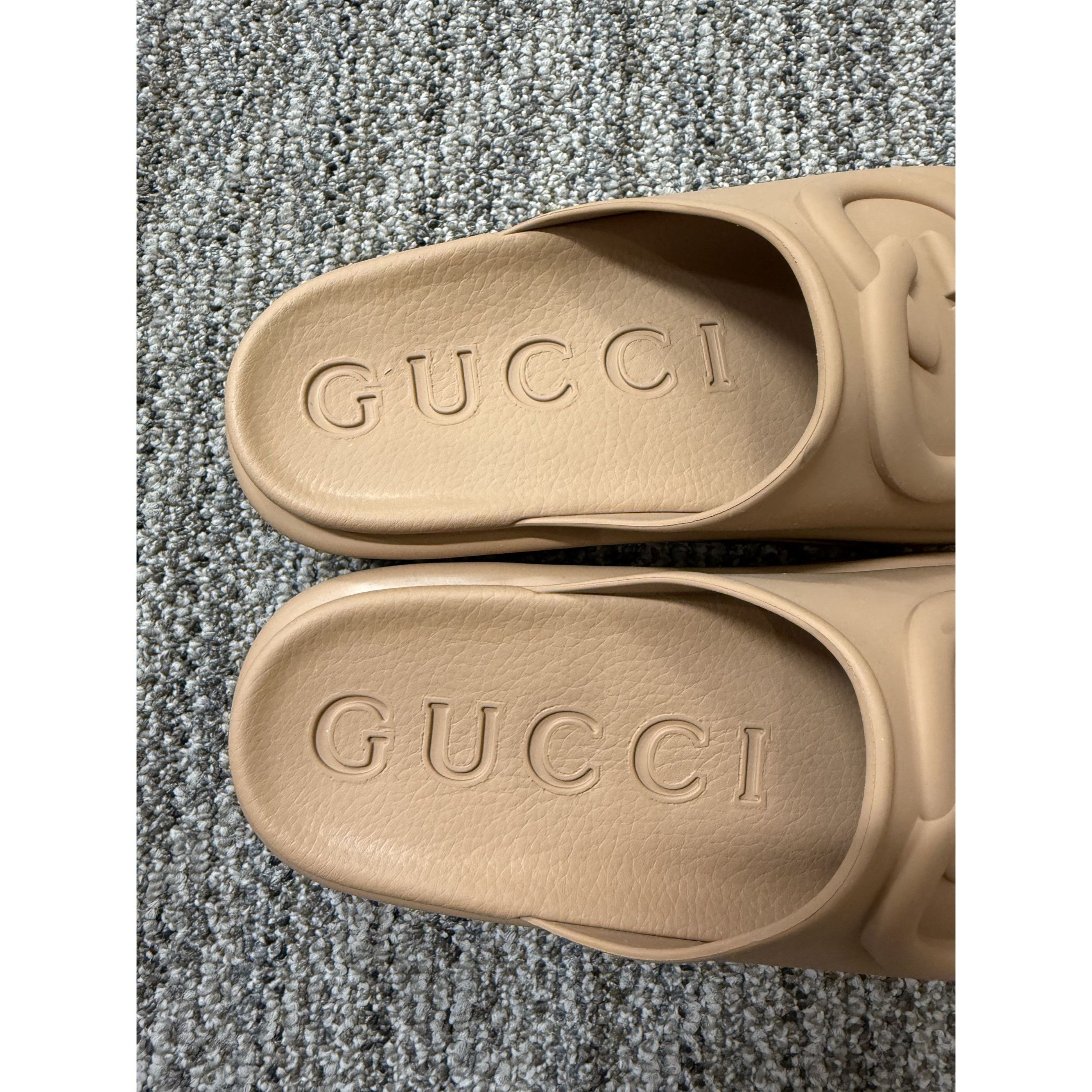 Gucci Gucci Beige Rubber GG Logo Slide Sandals Made In Italy Size Size US 7 / IT 37 - 7 Thumbnail