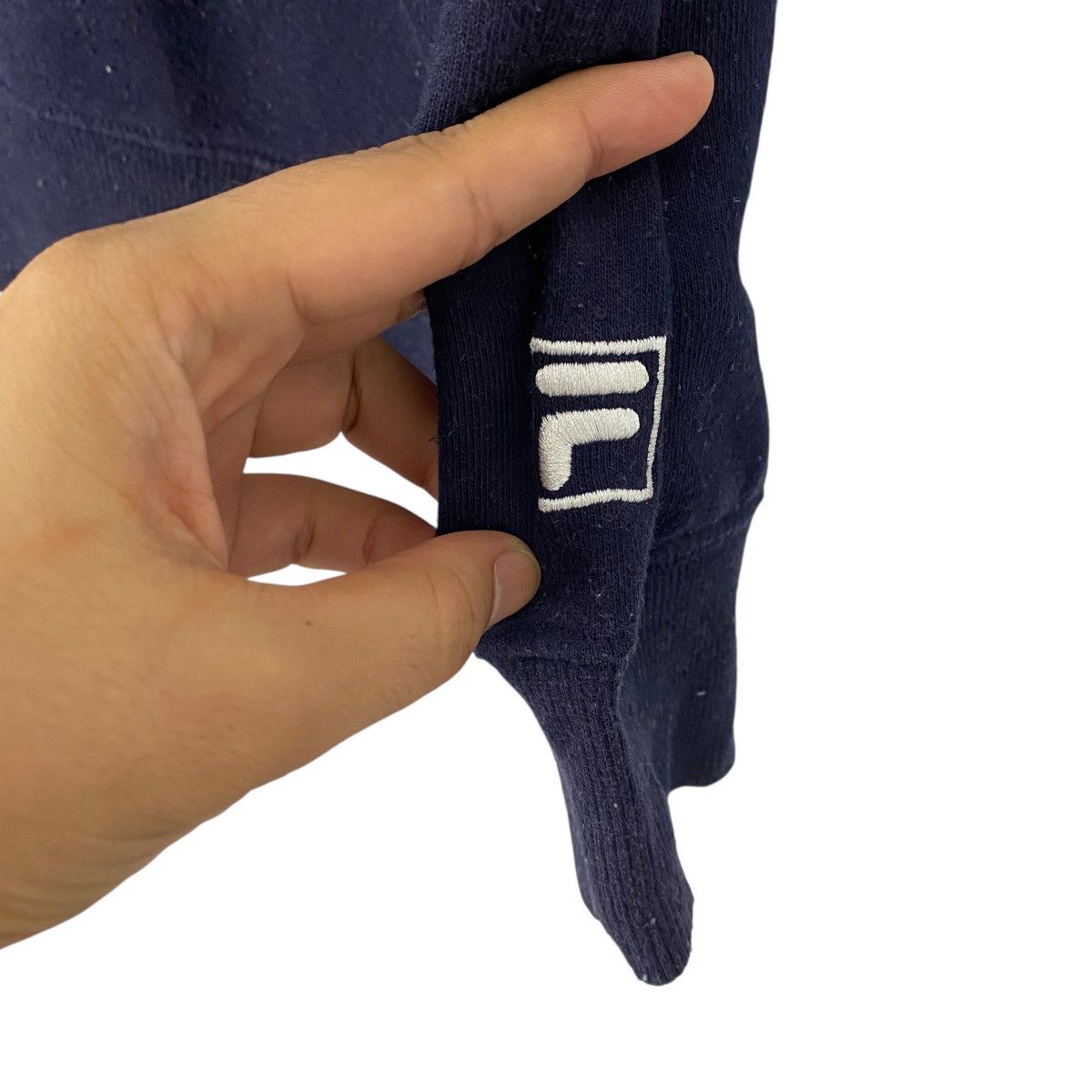 Vintage Vintage Fila Sweatshirt Crewneck Patch Logo NavyBlue Size L Size US L / EU 52-54 / 3 - 5 Thumbnail
