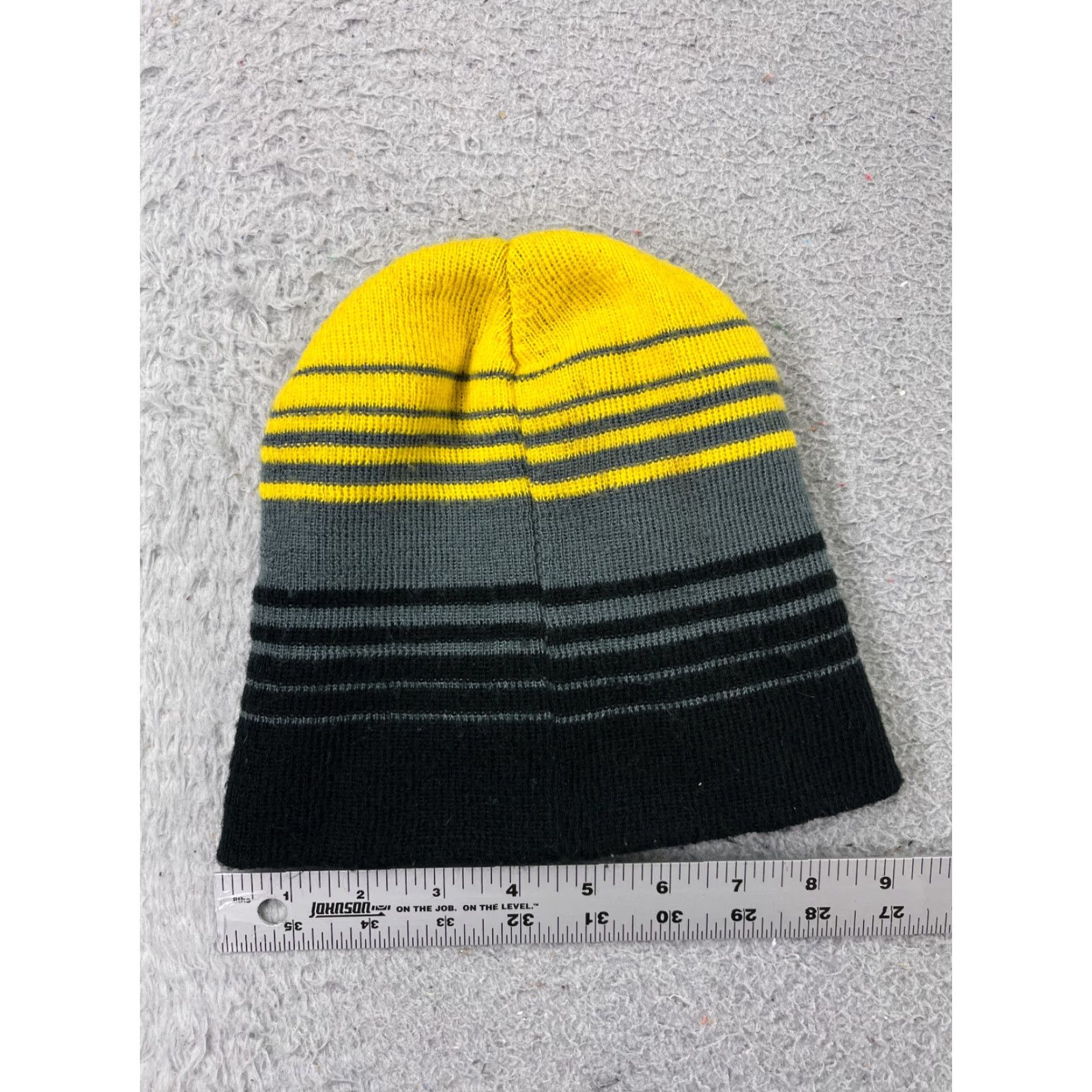 Vintage Batman Beanie Berkshire Unisex Adults One Size Black Yellow Gray Stripe Knit Acrylic Ski Cap Hats Mens Womens Size ONE SIZE - 3 Thumbnail