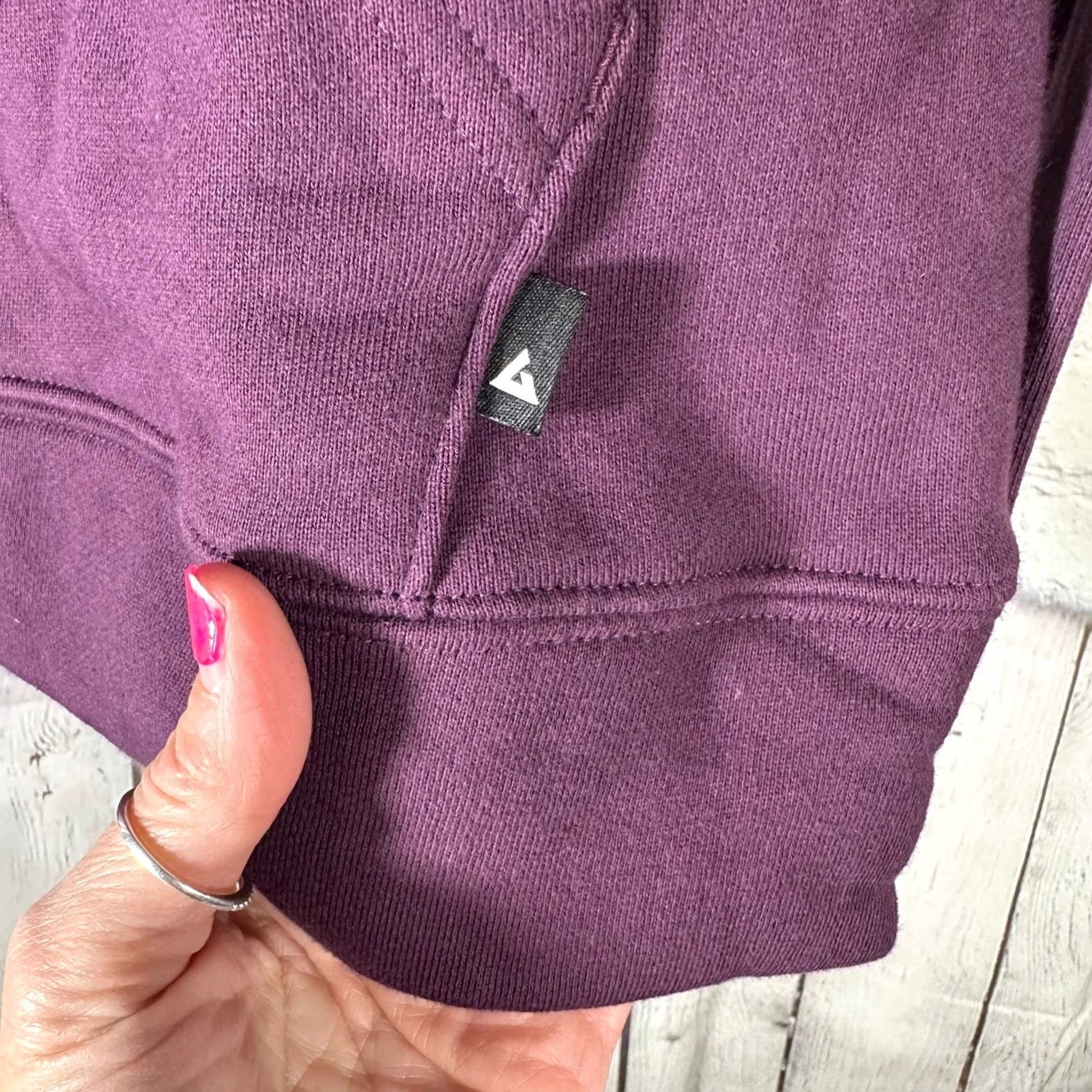 Vintage American Giant Hoodie Purple 100% Cotton Pullover M Men Regular Size US M / EU 48-50 / 2 - 3 Thumbnail