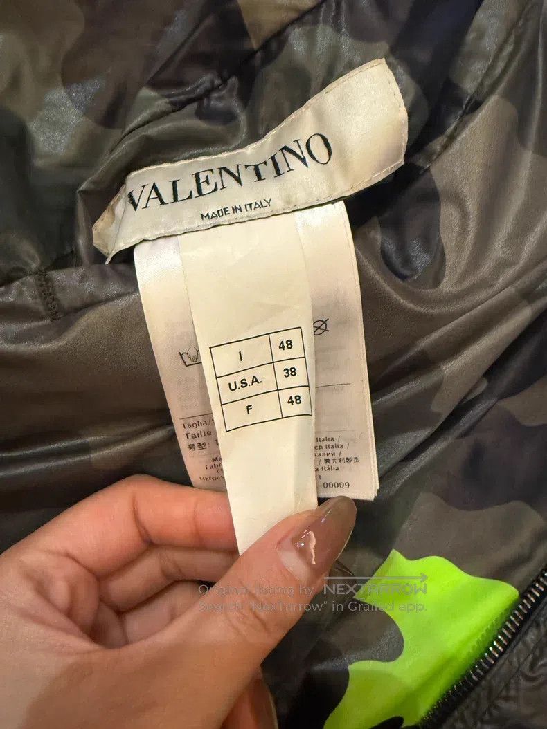 Valentino Valentino Wear a coat on both sides Size US M / EU 48-50 / 2 - 2 Thumbnail