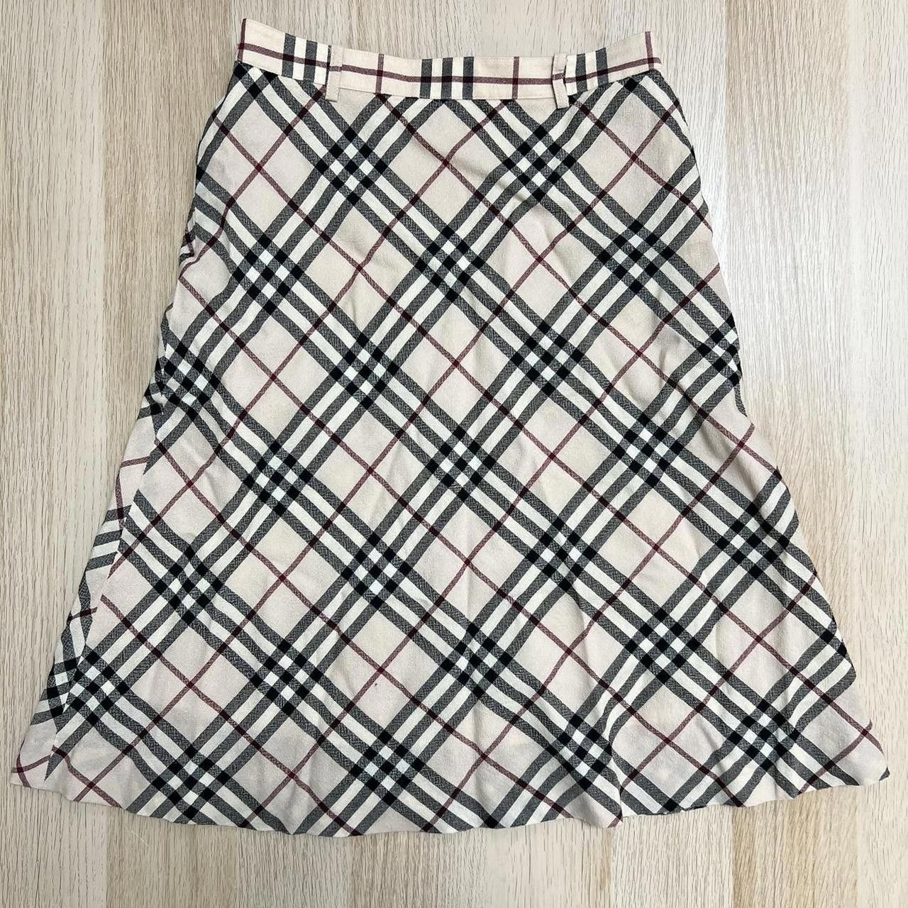 Burberry Burberry Women's Skirt Size 28" / US 6 / IT 42 - 3 Thumbnail