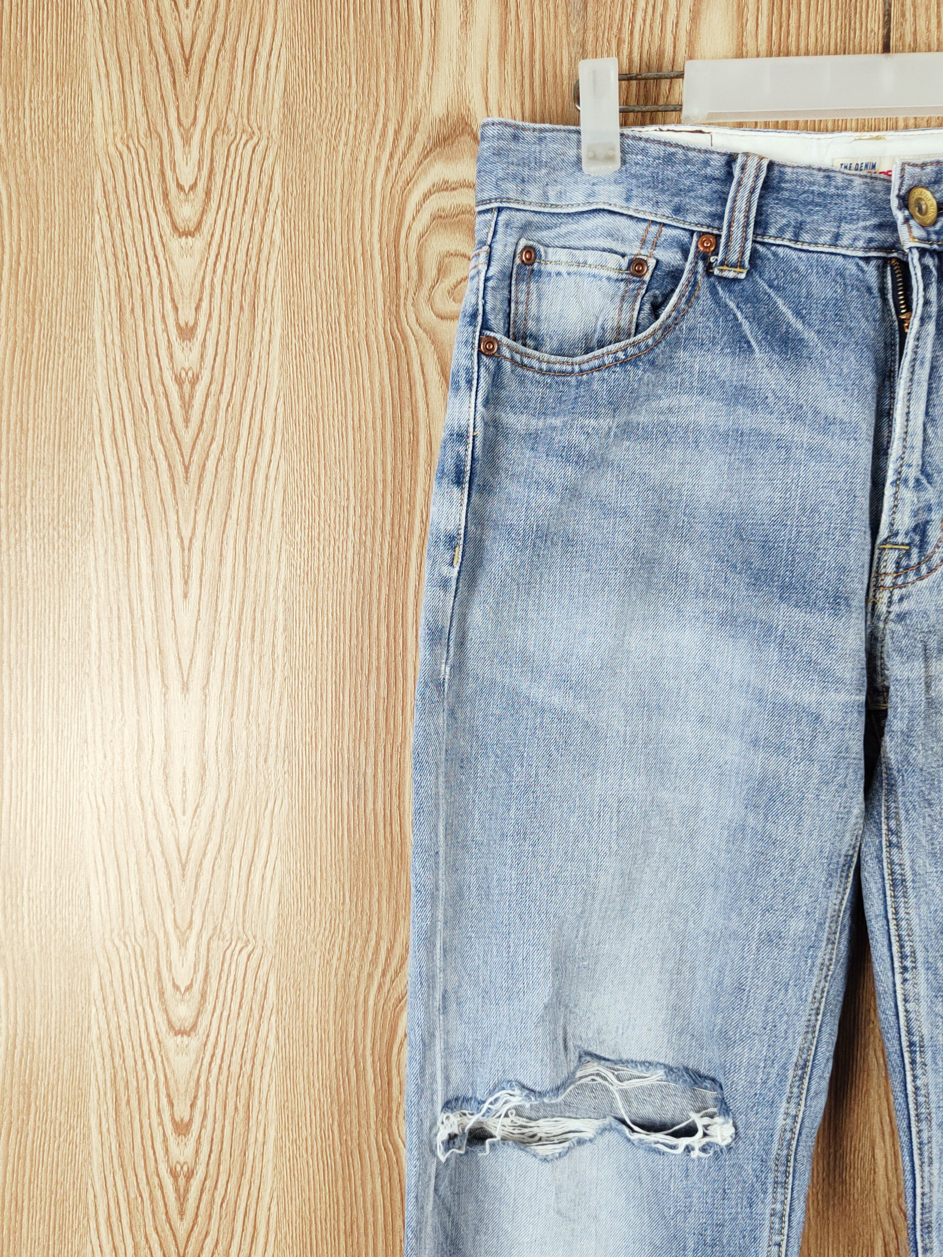 Japanese Brand × Vintage 1991 Navy Produce Blue Distressed Ripped Jeans Size US 32 / EU 48 - 3 Thumbnail
