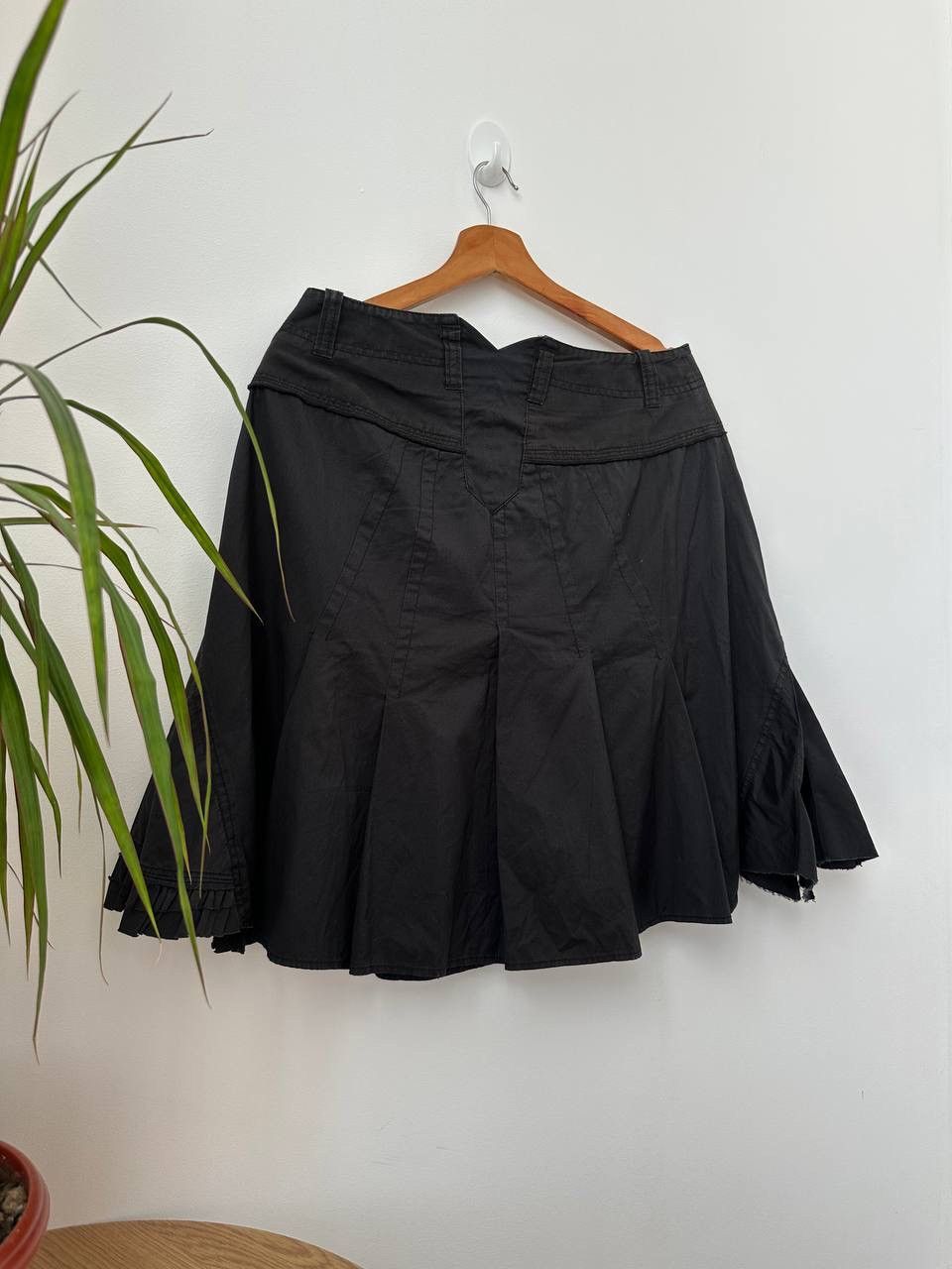 Japanese Brand × Vintage Vintage IKKS Womens Black Avant Garde Cargo Black Mini Skirt Size 30" / US 8 / IT 44 - 13 Thumbnail