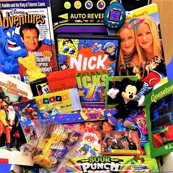 Hook-Ups 90s Retro Mystery Box Vintage Throwback Items Surprise Lot Size ONE SIZE - 3 Thumbnail