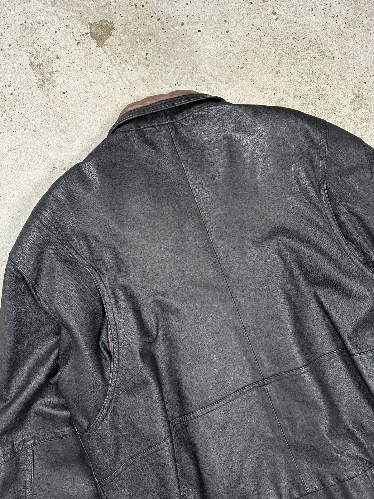 Vintage Vintage 90s Black Leather Utility Distressed Bomber Jacket Size US XL / EU 56 / 4 - 13 Thumbnail