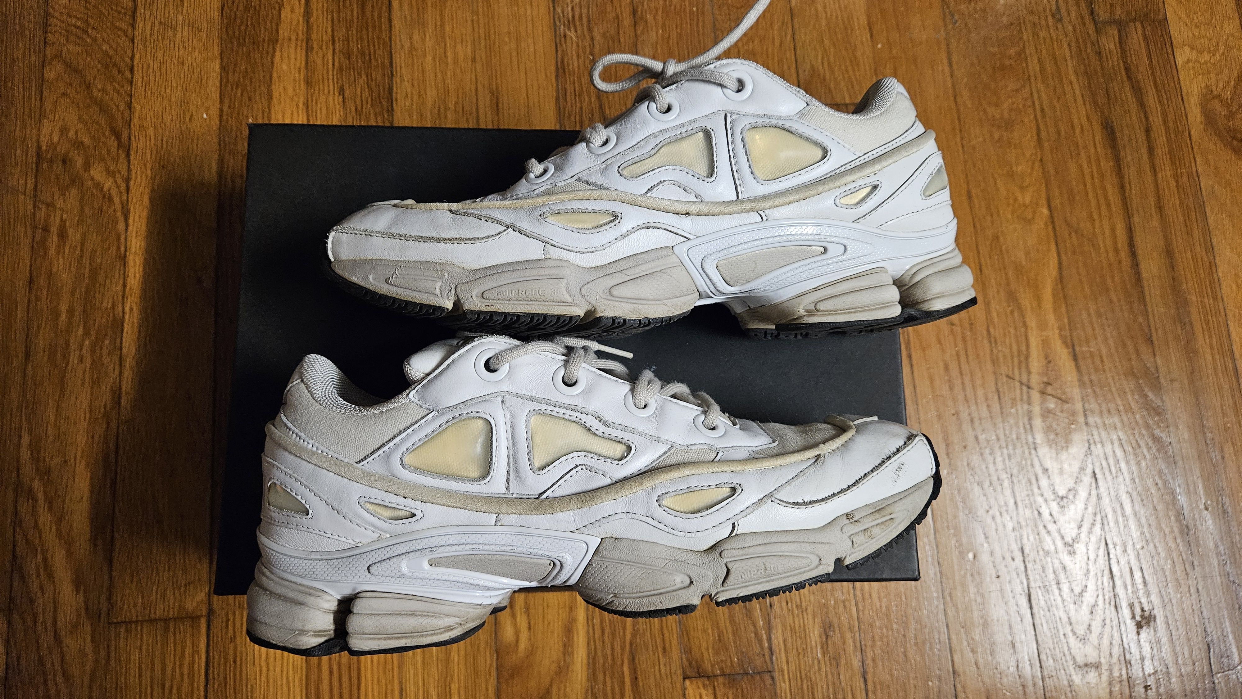 Adidas × Raf Simons Adidas Raf Simons Ozweego 3 III White US 10 M Size US 10 / EU 43 - 4 Thumbnail