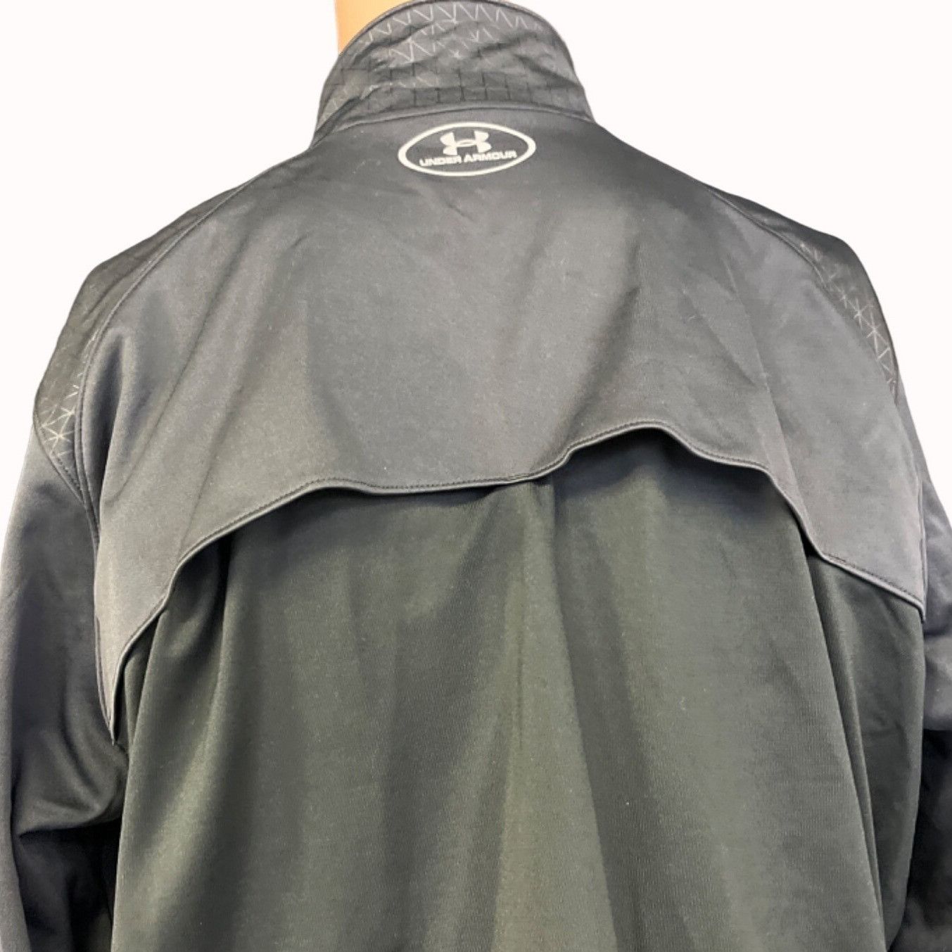 Under Armour Under Armour Coldgear Men's Black Sweater/Zip Up Sz L SKU 47 Size US L / EU 52-54 / 3 - 4 Thumbnail