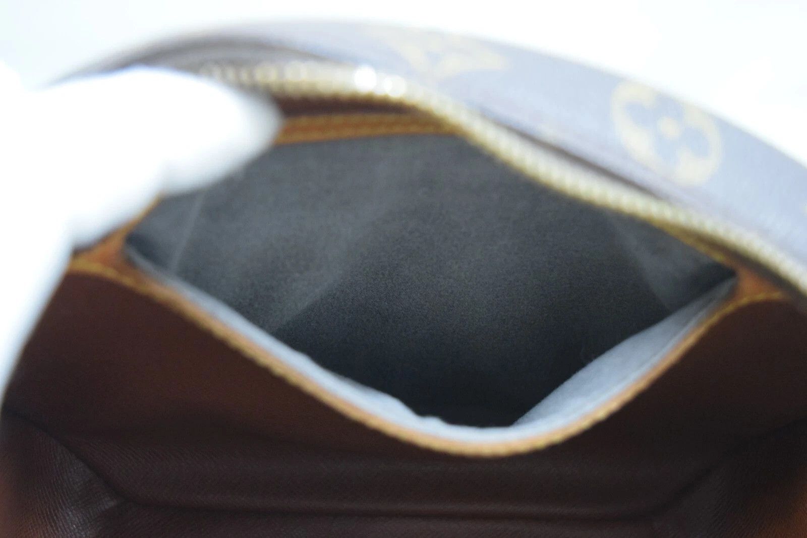 Louis Vuitton Louis Vuitton Blois Crossbody Bag Monogram Canvas M51221 Size ONE SIZE - 16 Thumbnail