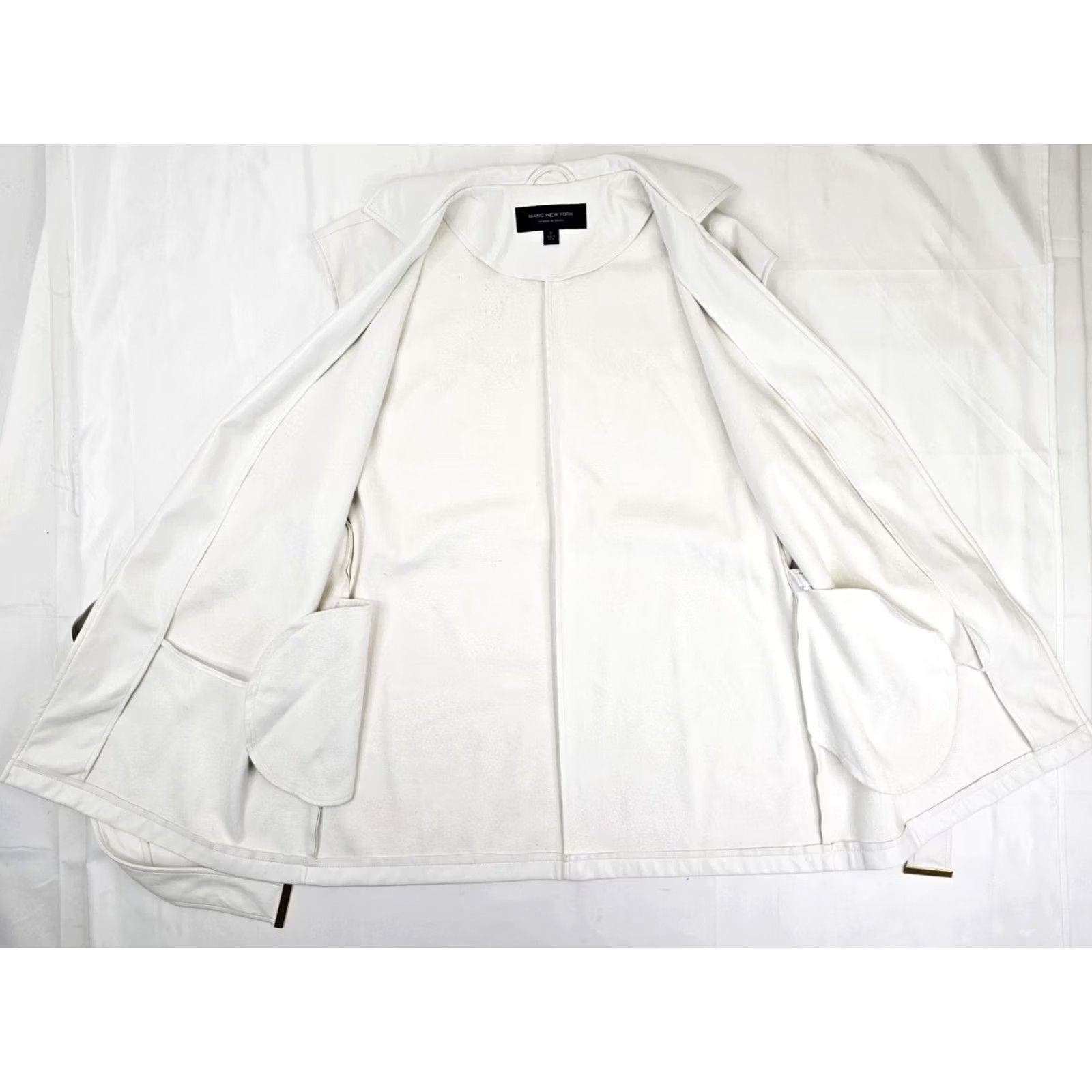 Andrew Marc VINTAGE Andrew Marc New York Belted Vest Women S White Open Cardigan EUC Size S / US 4 / IT 40 - 4 Thumbnail
