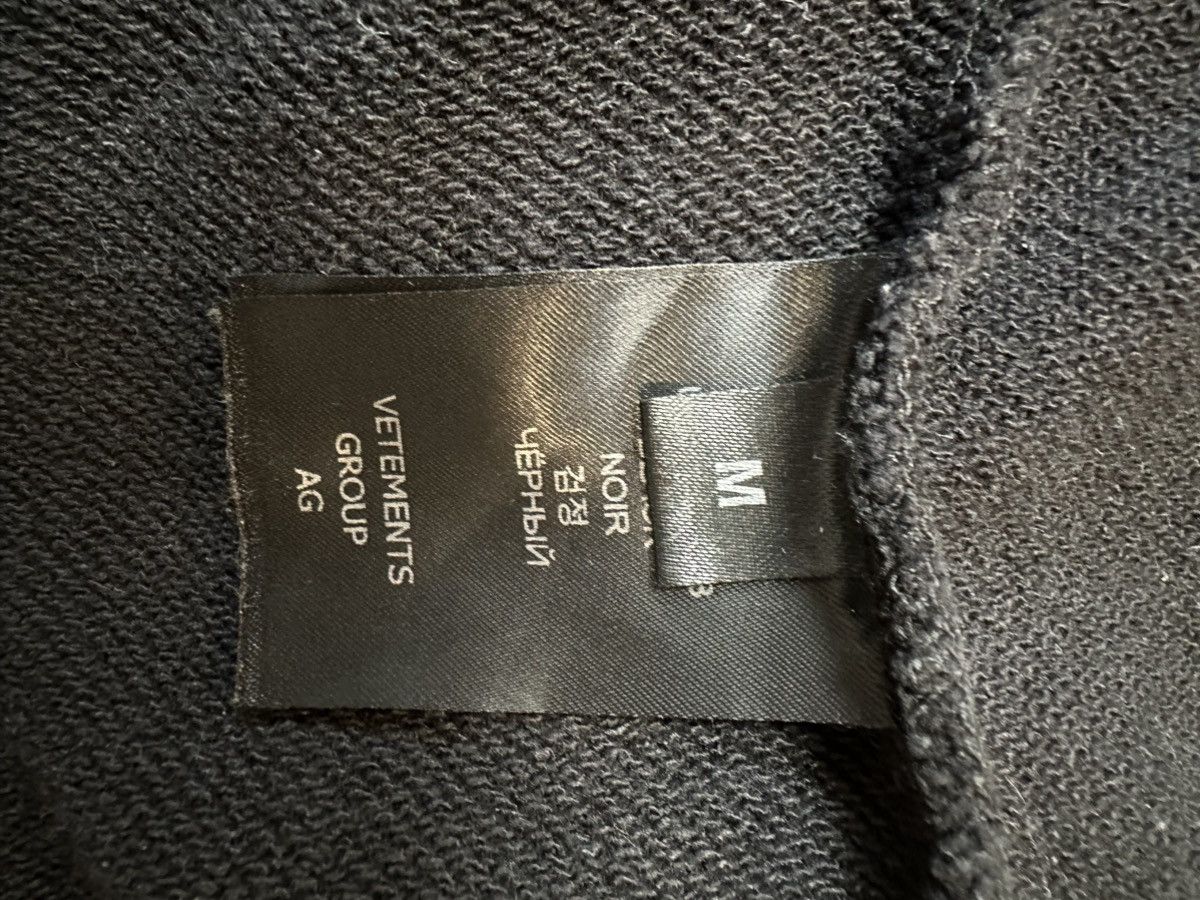 Vetements VETMENTS Black Oversized Hoodie Size US M / EU 48-50 / 2 - 4 Thumbnail