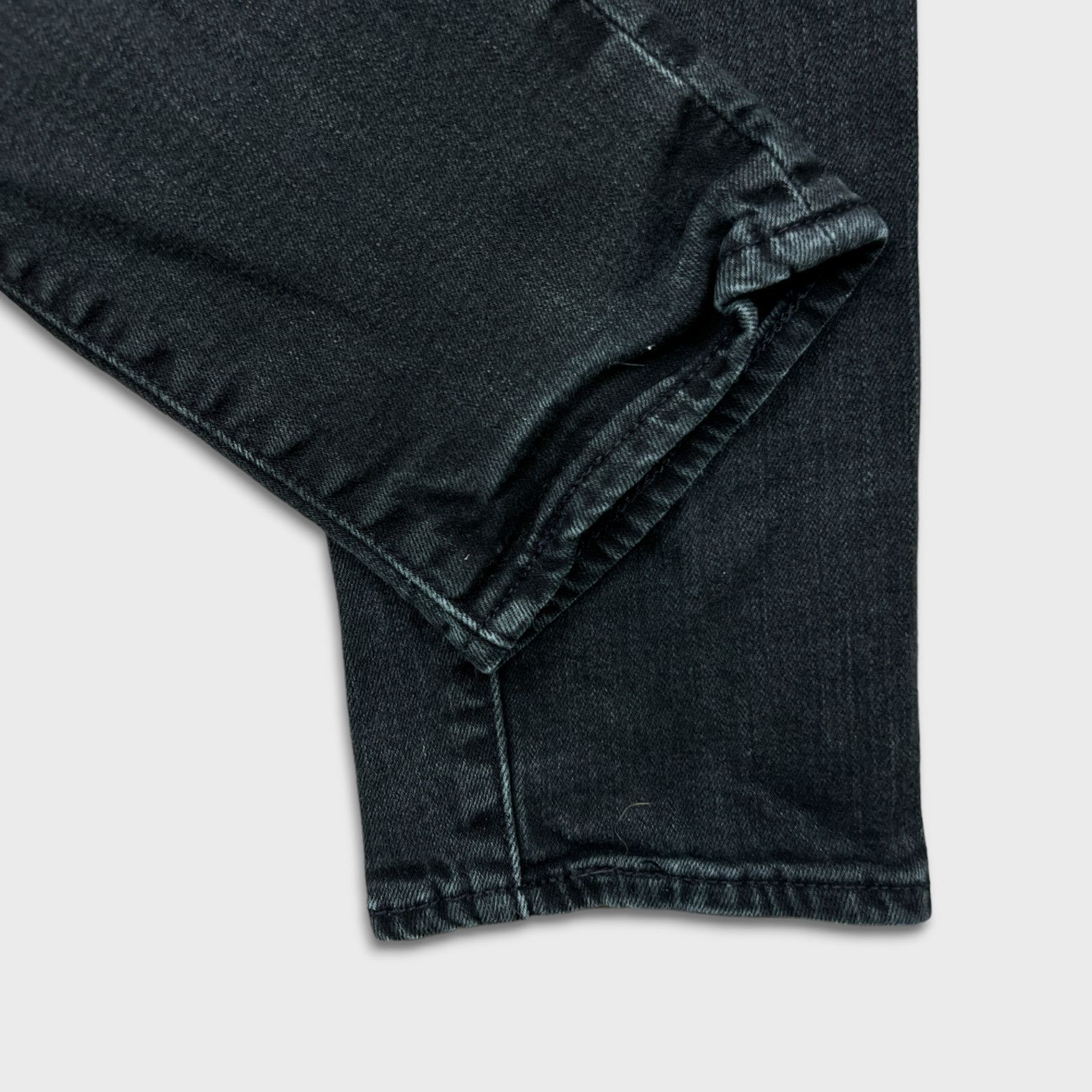 Levi's × Vintage Levi's 512 Jeans 31x28 Slim Taper Leg Premium Denim Pants Size US 31 - 7 Thumbnail