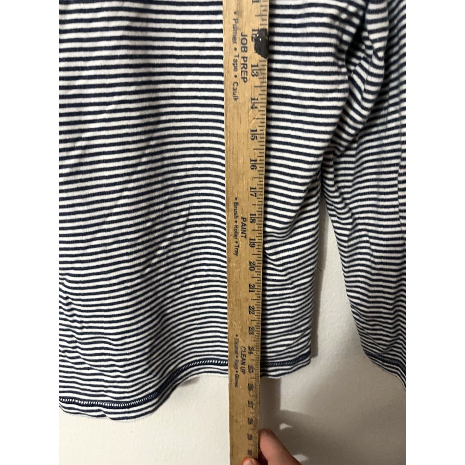 Nautica Nautica Women's Sz Large Navy Striped Sweatshirt Preppy Summer Hoodie Pullover Hooded Activewear Womens Blue Striped Size L / US 10 / IT 46 - 4 Thumbnail