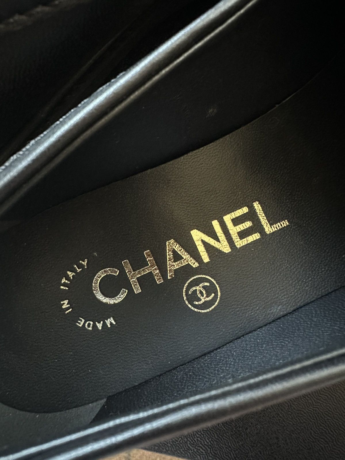 Chanel Chanel turnlock loafer black size 38 Size US 8 / IT 38 - 8 Thumbnail