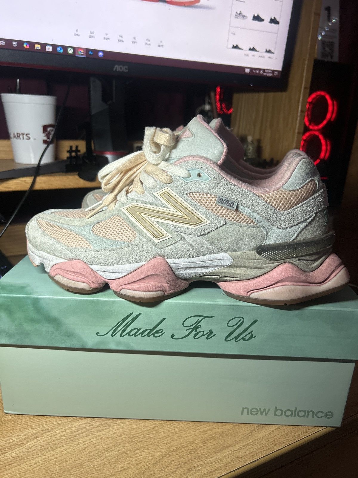 Joe Freshgoods × New Balance New Balance x Joe Freshgoods 9060 ‘Baby Shower Blue Size US 9.5 / EU 42-43 - 2 Thumbnail