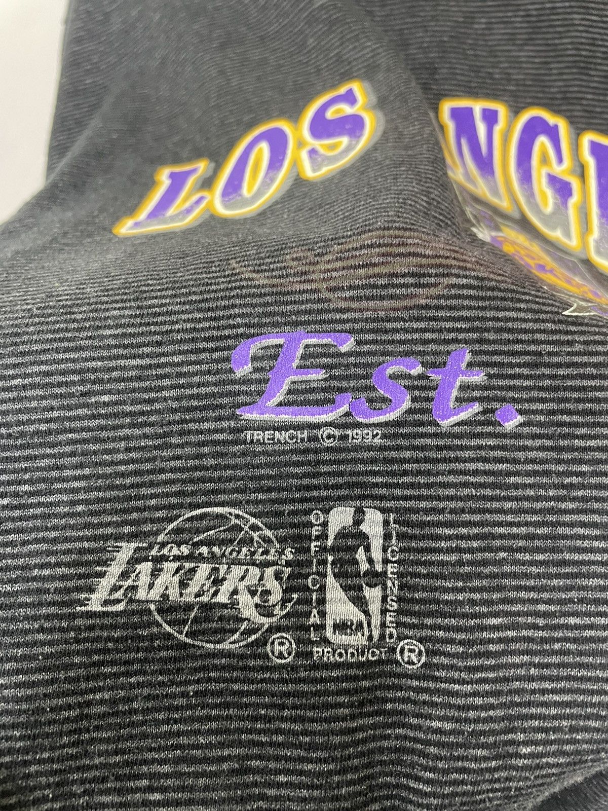 NBA Vintage 90s Carzy Lakers Los Angeles NBA Tees Trenc h Size US L / EU 52-54 / 3 - 3 Thumbnail