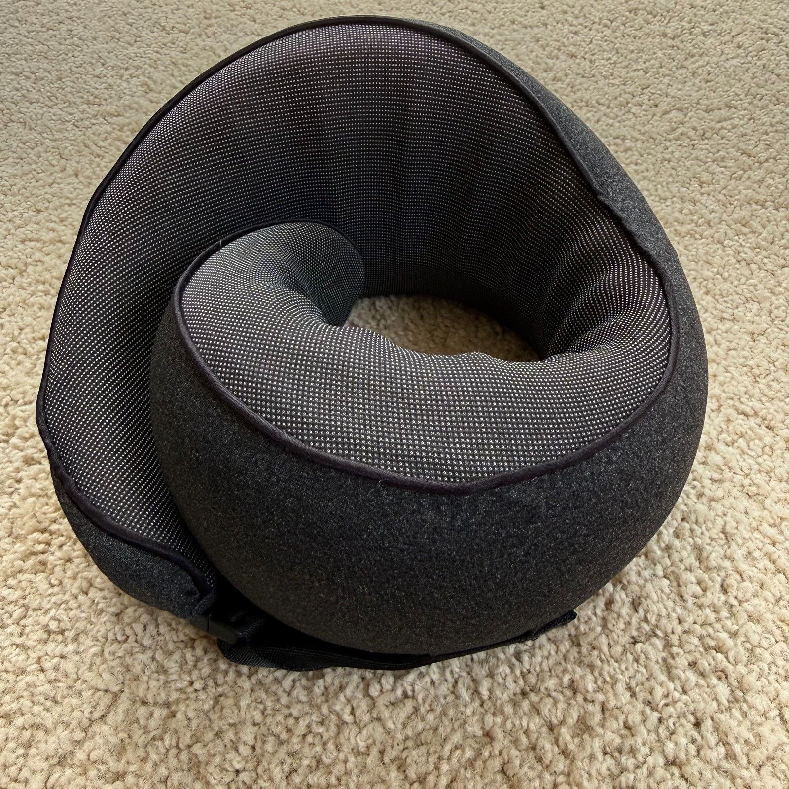 The Unbranded Brand OSTRICHPILLOW-Style Neck Pillow Memory Foam Travel Support Size ONE SIZE - 3 Thumbnail