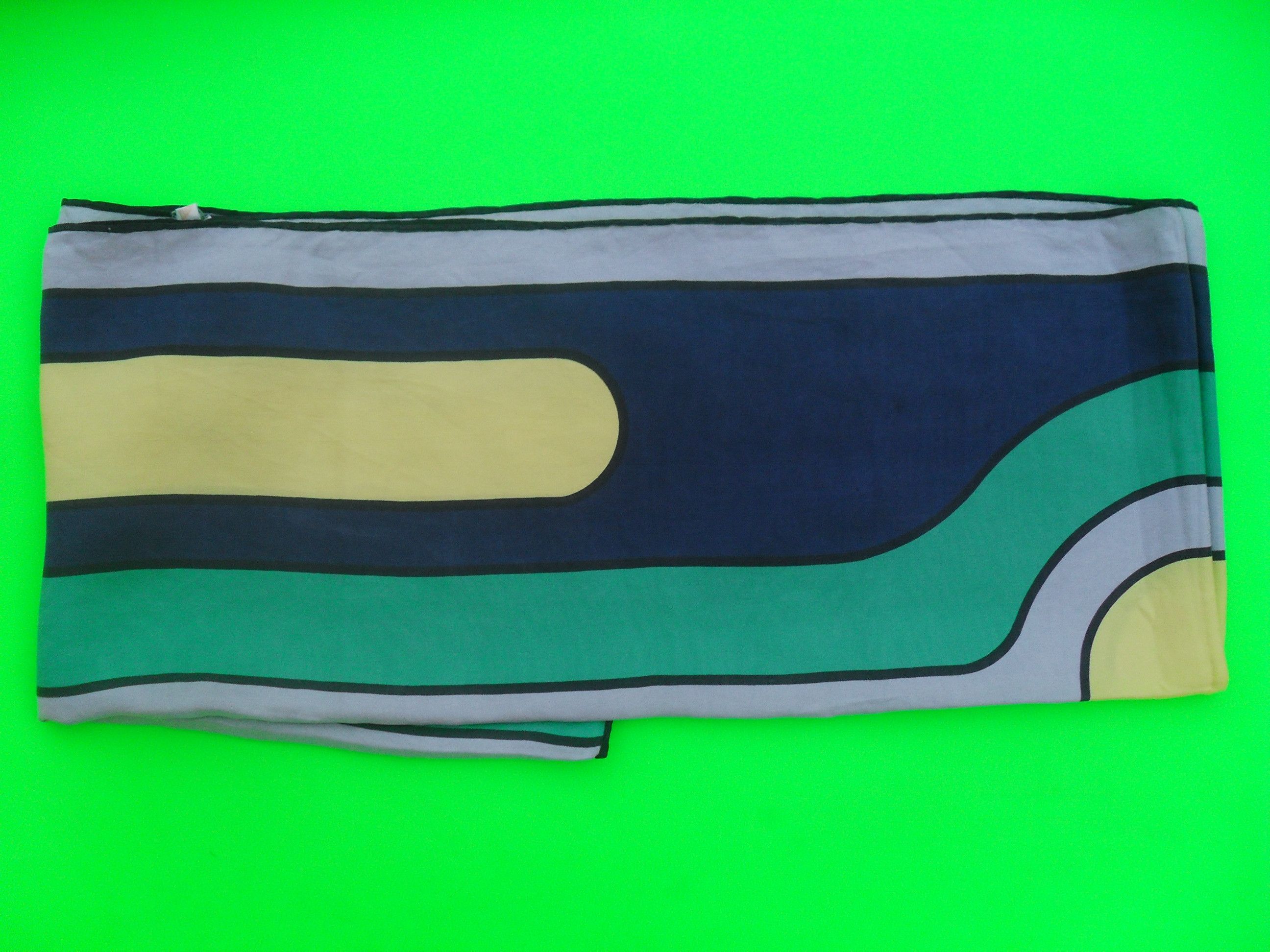 Other Elio Berhanyer vintage scarf pure silk very soft. Size ONE SIZE - 5 Thumbnail