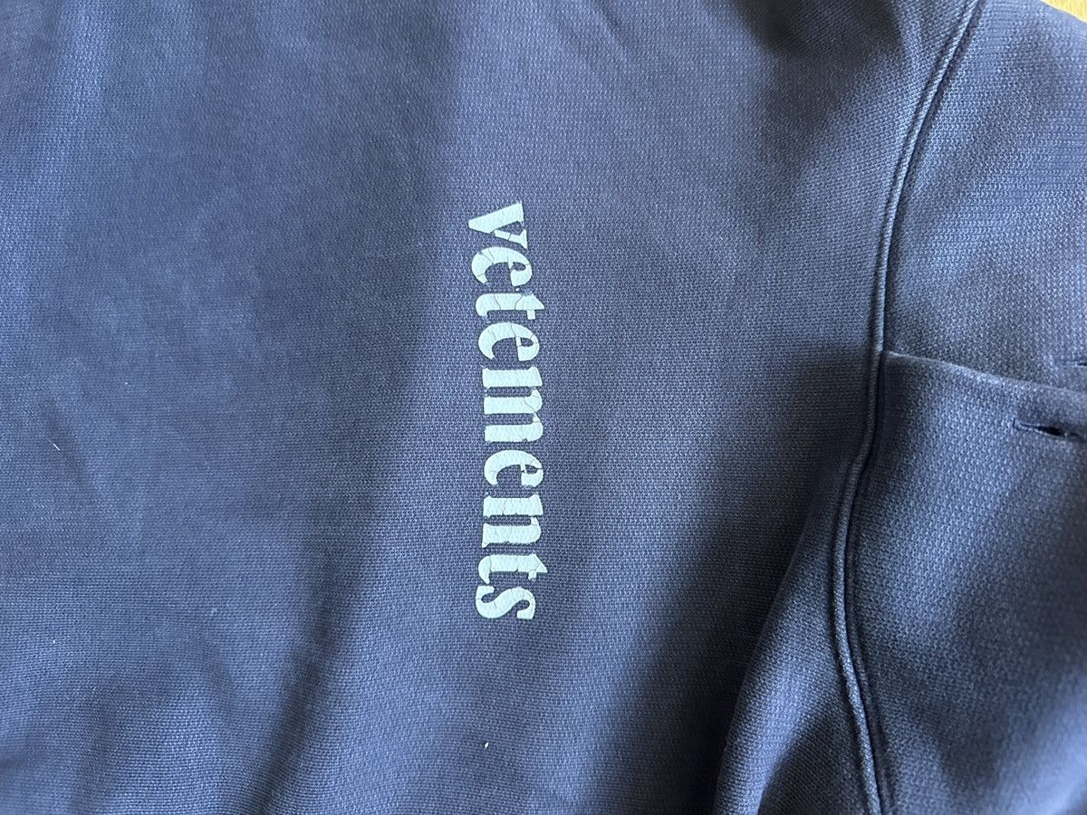 Vetements VETEMENTS HOODIE Size US XL / EU 56 / 4 - 3 Thumbnail