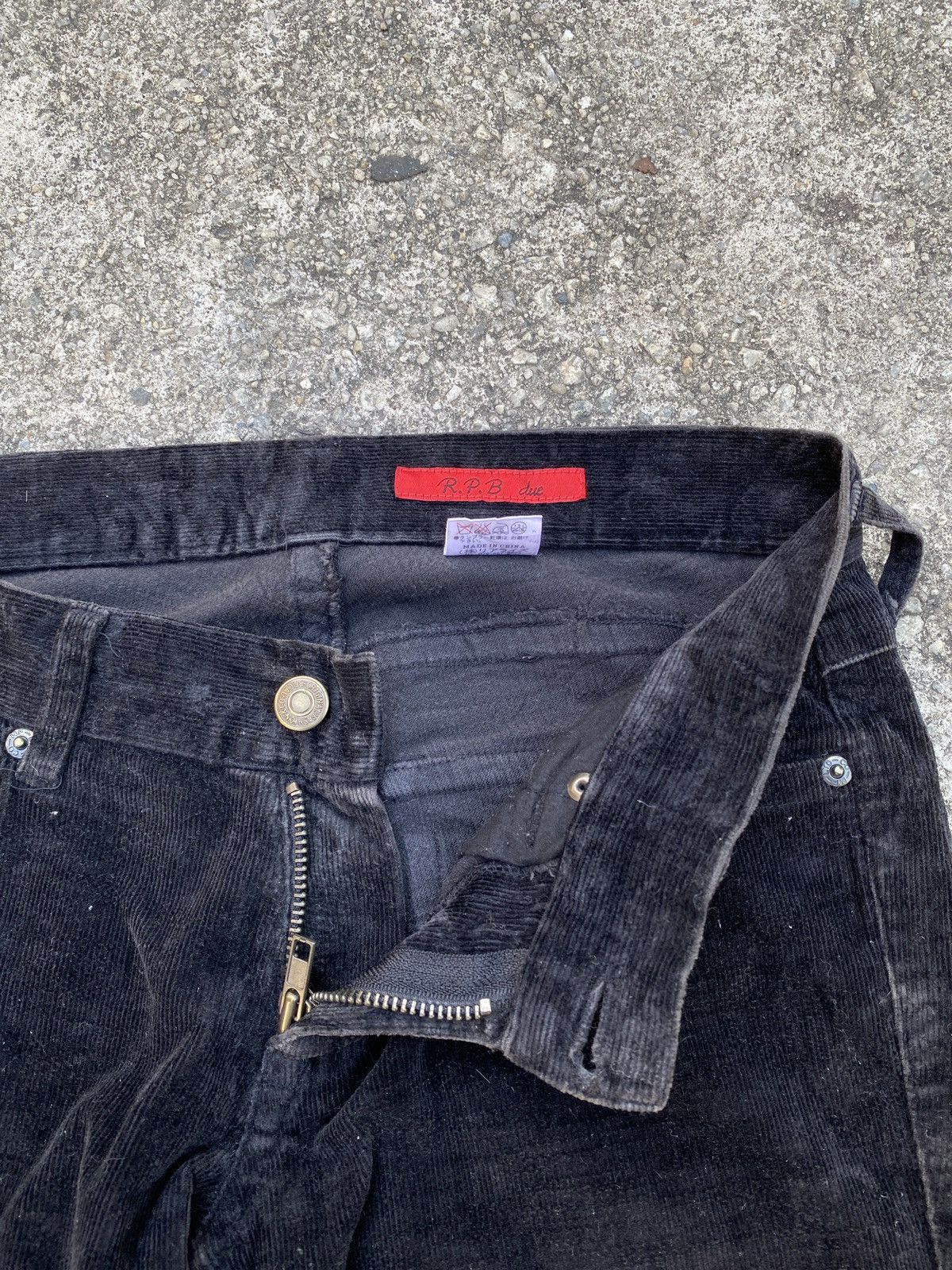 Japanese Brand R.P.B Due Corduroy Low Rise Flare Pant Size US 28 / EU 44 - 14 Thumbnail