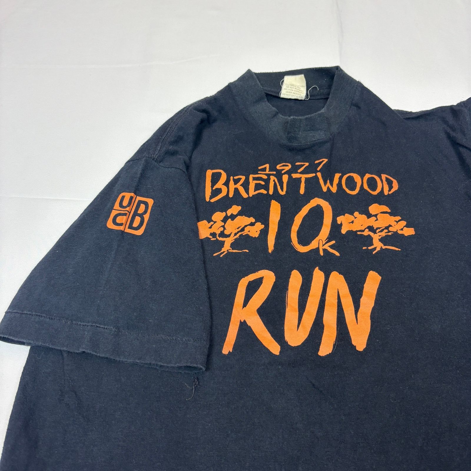Vintage Vintage 1977 Brentwood 10k Running T Shirt Men's Large Size US L / EU 52-54 / 3 - 4 Thumbnail