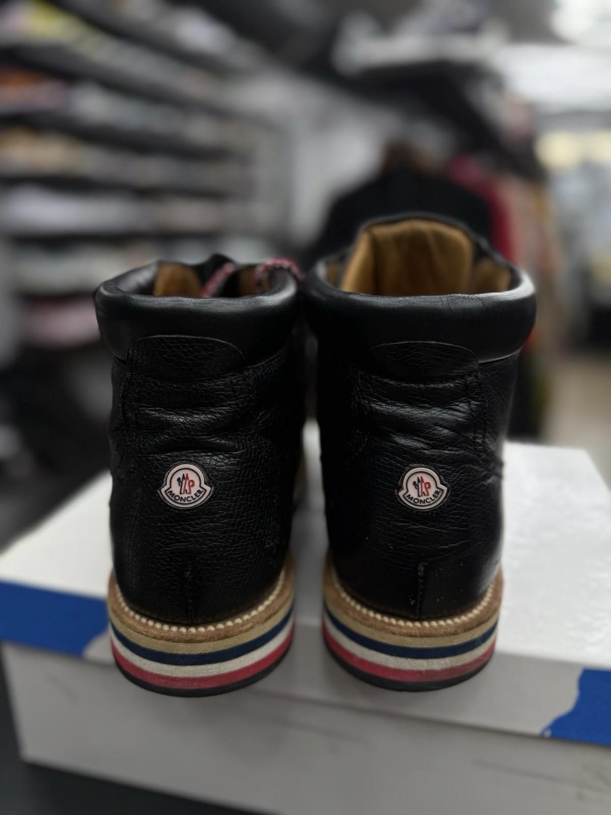 Moncler MONCLER Blanche Ankle Hiking Winter Boots Leather 44EU/11US Size US 11 / IT 41 - 12 Thumbnail