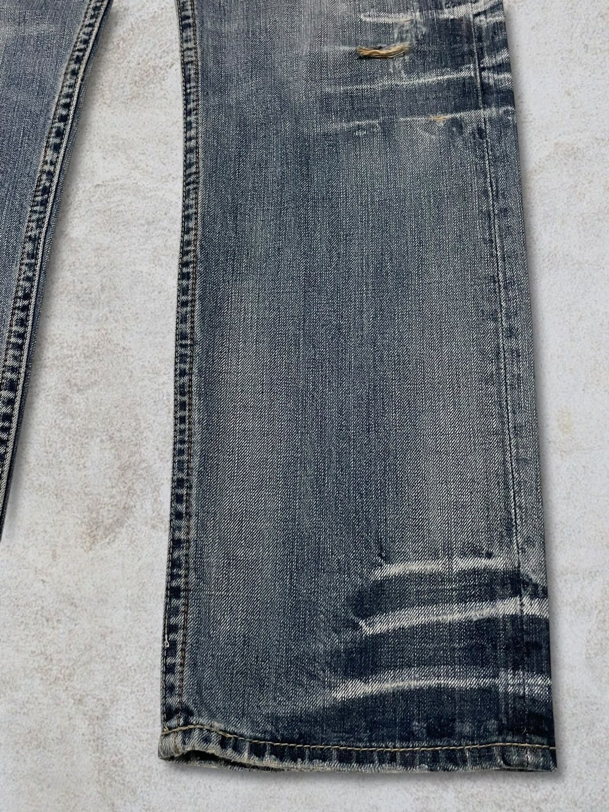 Undercover Vintage Japanese Whisker Wash Buckle Back Ripped Loose Jeans Size US 32 / EU 48 - 10 Thumbnail