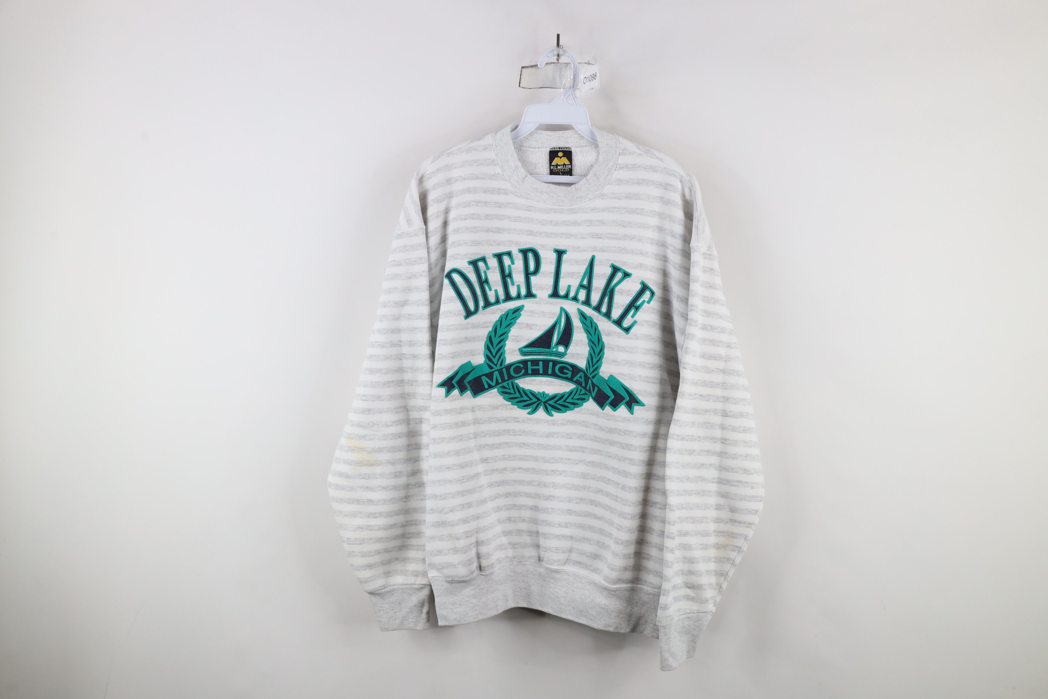 Vintage Vintage 90s Streetwear Deep Lake Michigan Sweatshirt USA Size US L / EU 52-54 / 3 - 1 Thumbnail