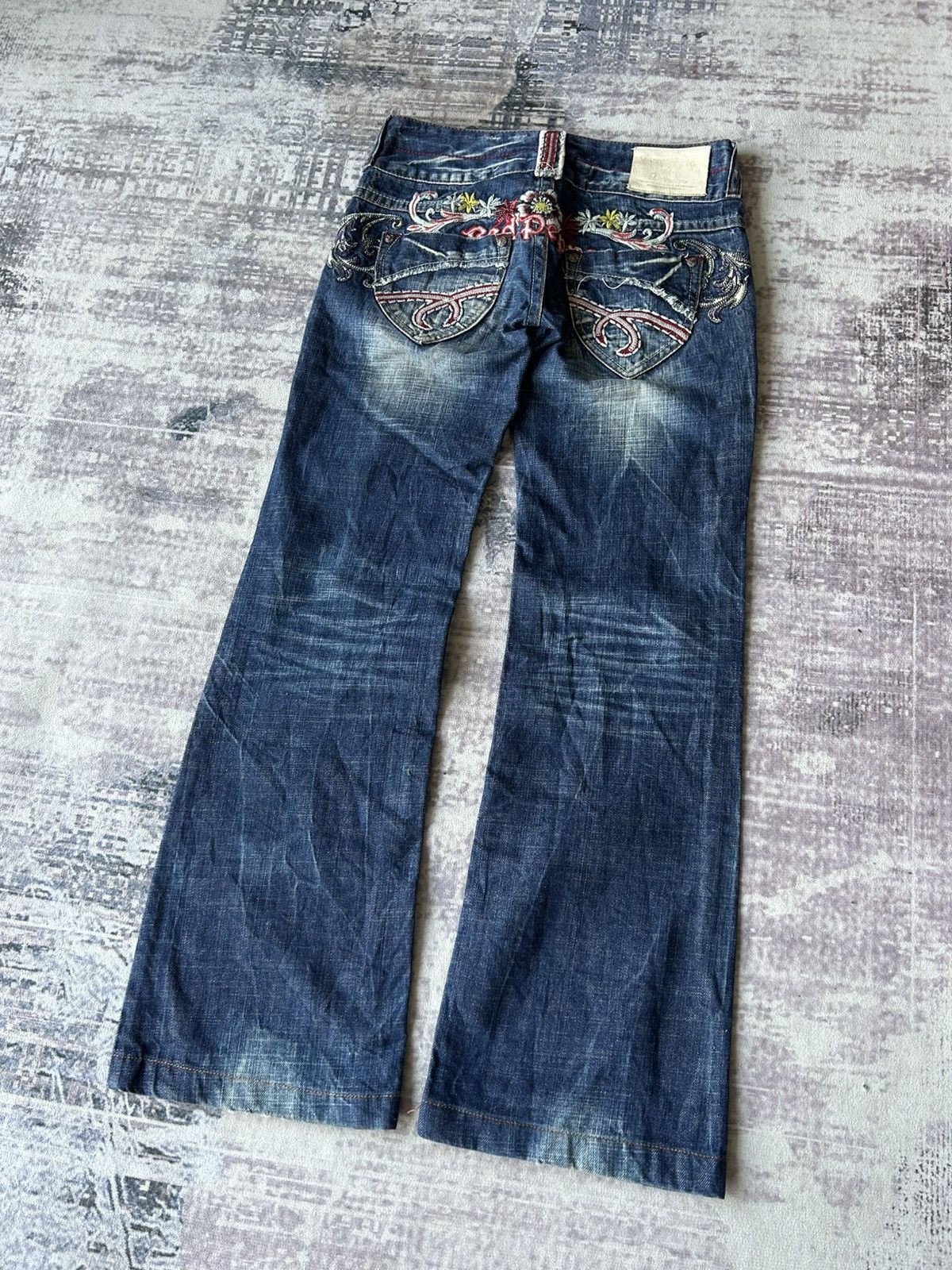 Ed Hardy Red Pepper Flower Bootcut Jeans Size 30" / US 8 / IT 44 - 8 Thumbnail