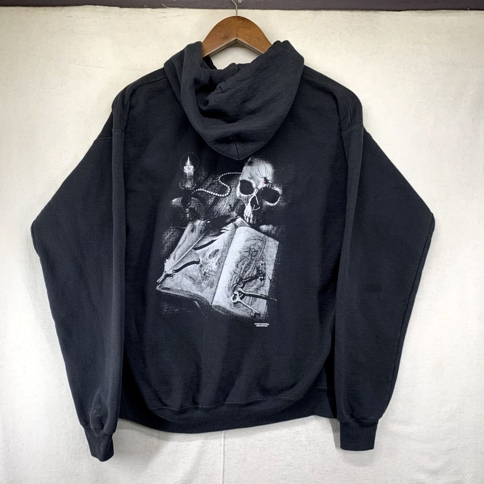 Liquid Blue VINTAGE? No Size US S / EU 44-46 / 1 - 2 Thumbnail