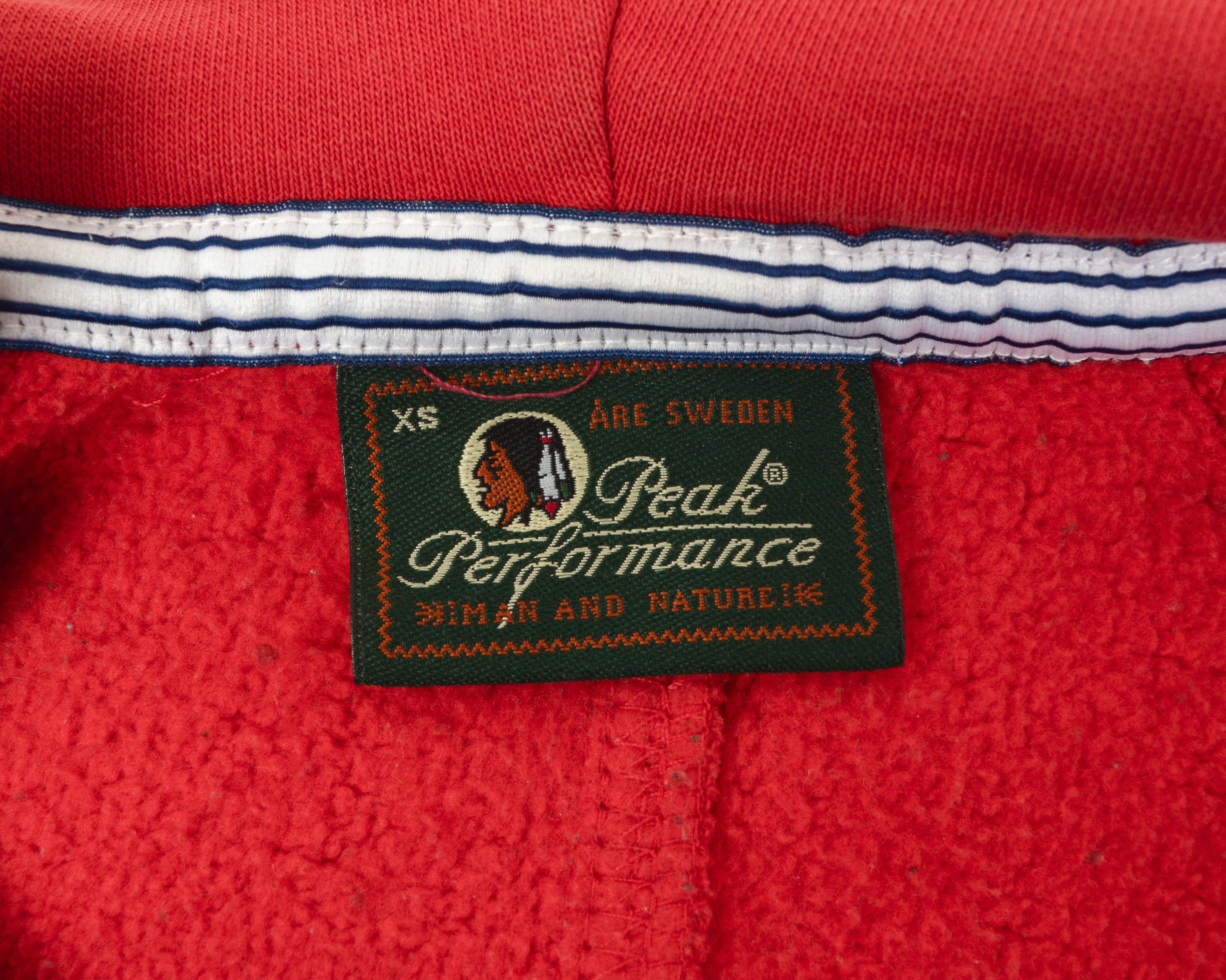 Peak Performance W SW Womens XS Hoodie Jumper Jacket Sweatshirt Red Zip Up Size XS / US 0-2 / IT 36-38 - 4 Thumbnail