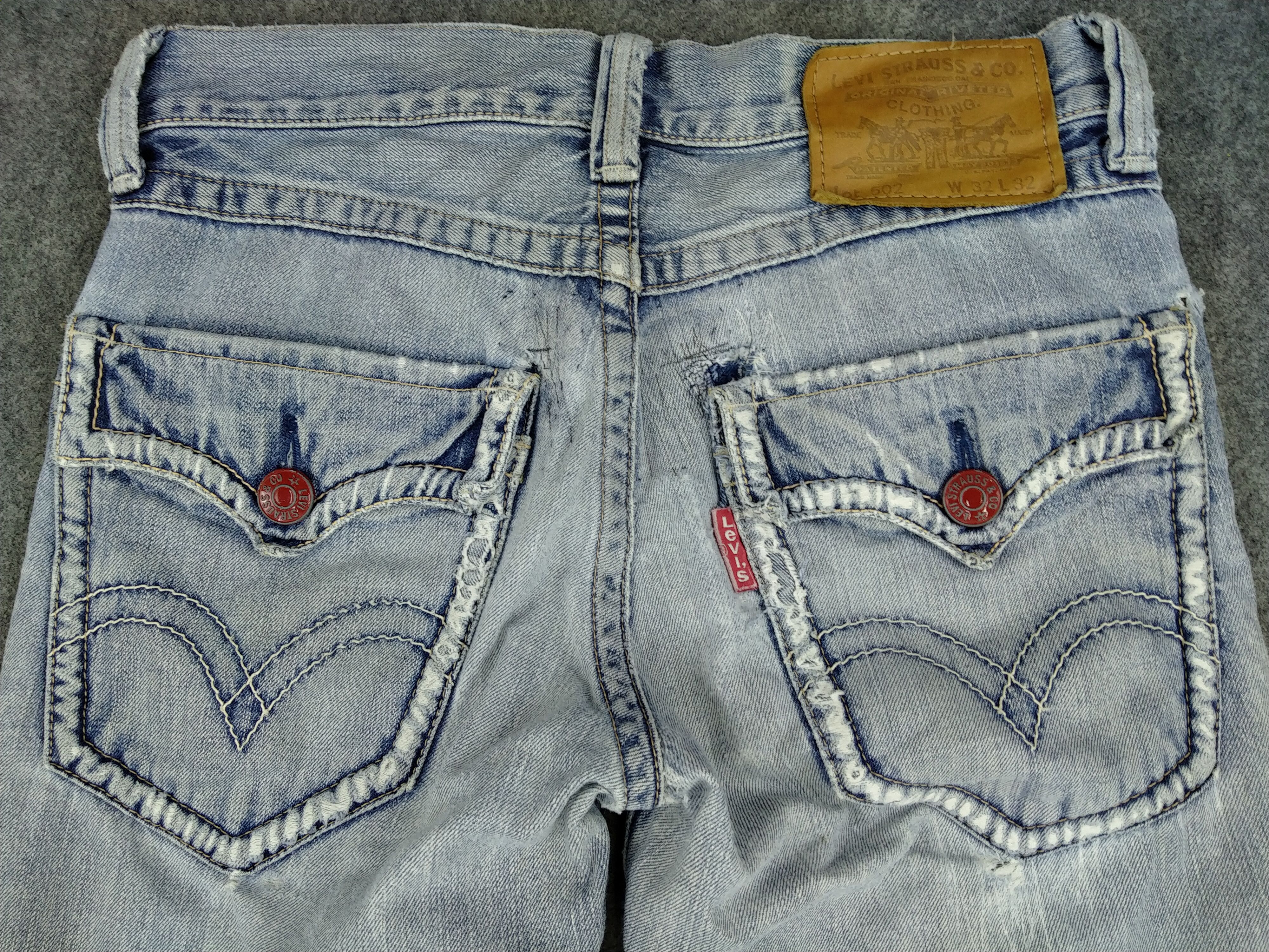 Levi's Light Wash Vintage Levi's 502 Jeans 32x30 Denim -JN1058 Size US 32 / EU 48 - 4 Thumbnail