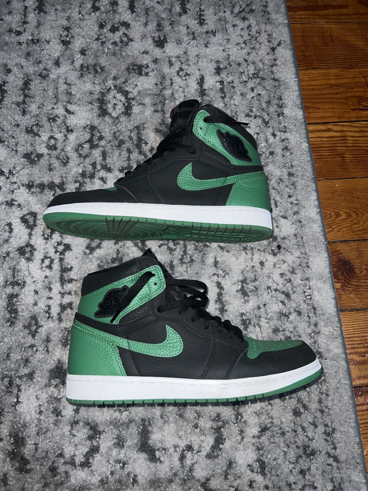 Jordan Brand Pine green Size US 10 / EU 43 - 1 Thumbnail