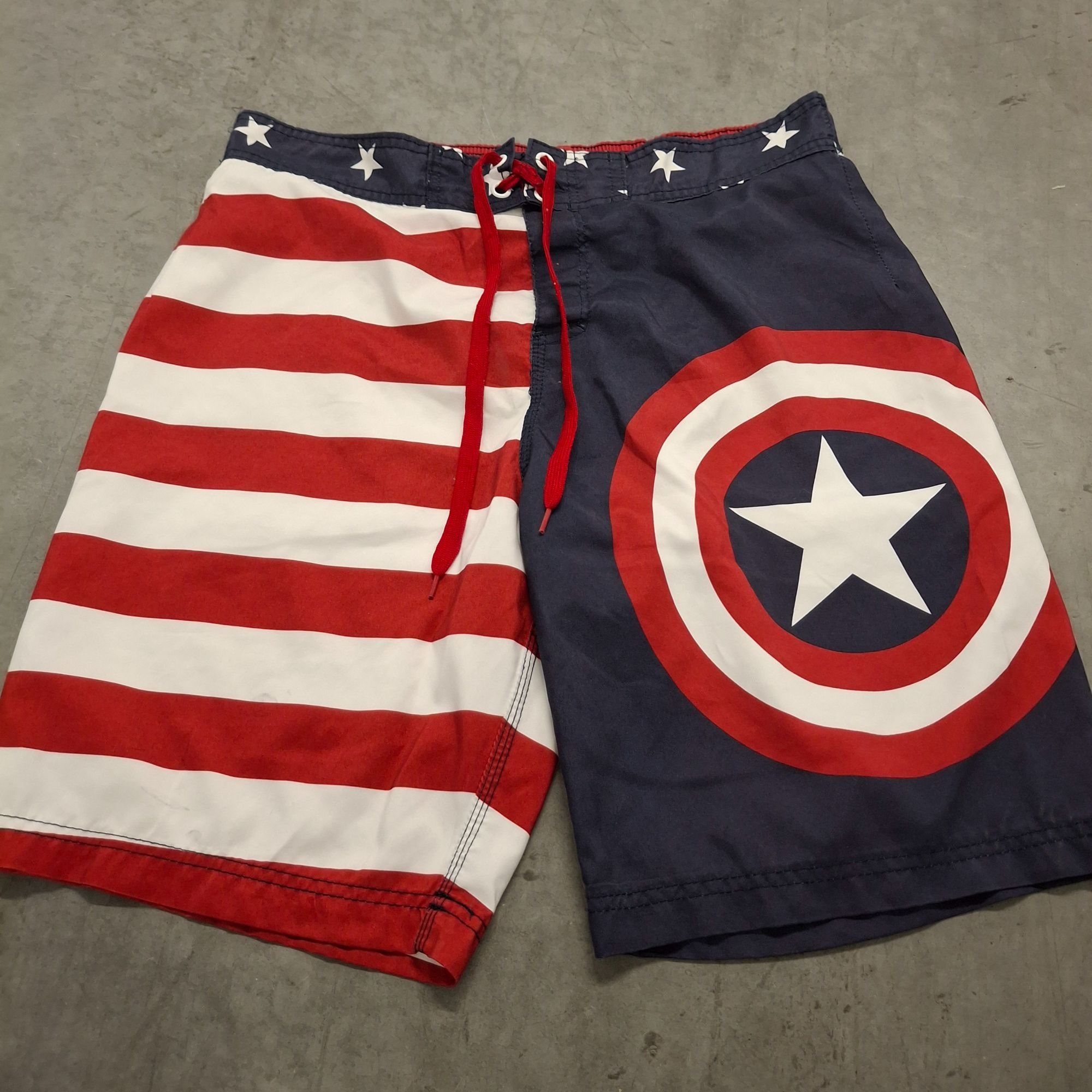 Marvel Captain America Mens Swim Trunks Patriotic Stars Stri in Red (Size 32)
