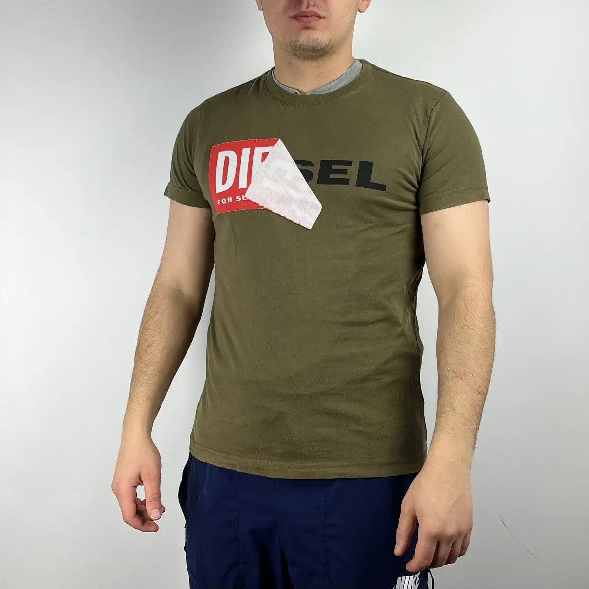 Diesel Diesel box logo Tshirt size Medium Size US M / EU 48-50 / 2 - 1 Thumbnail