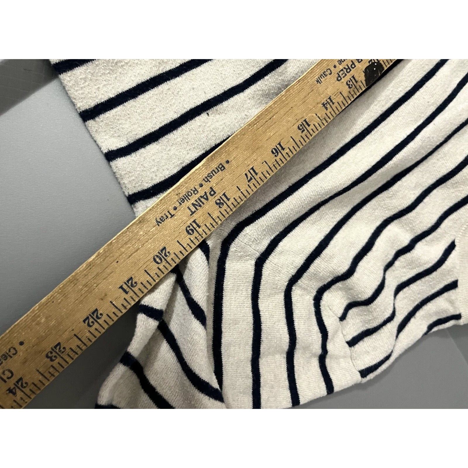 Banana Republic Banana Republic Luxe Sweater Collection Multicolor Striped Mens Small V-Neck Pullover Classic Preppy Size US S / EU 44-46 / 1 - 5 Thumbnail