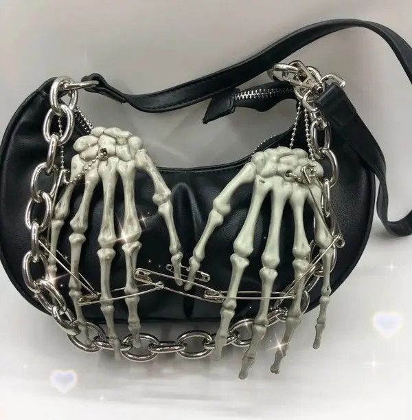 Vintage Skull Dumpling Crossbody Bag Size ONE SIZE - 2 Thumbnail