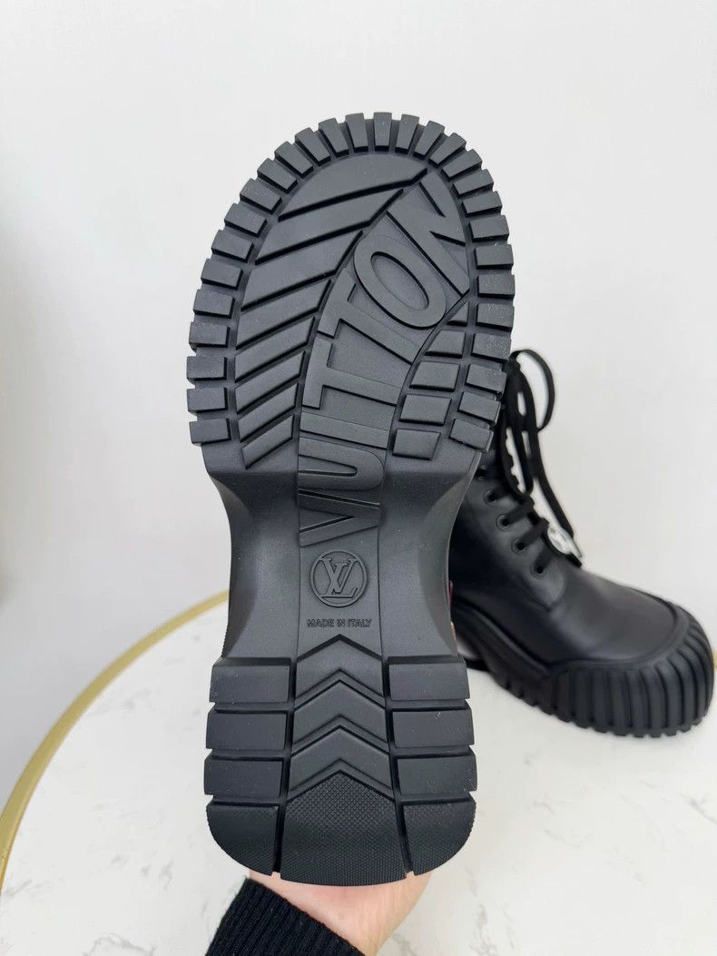 Louis Vuitton Louis Vuitton Black Ankle Boots Size 37 -2505 Size US 7 / IT 37 - 5 Thumbnail