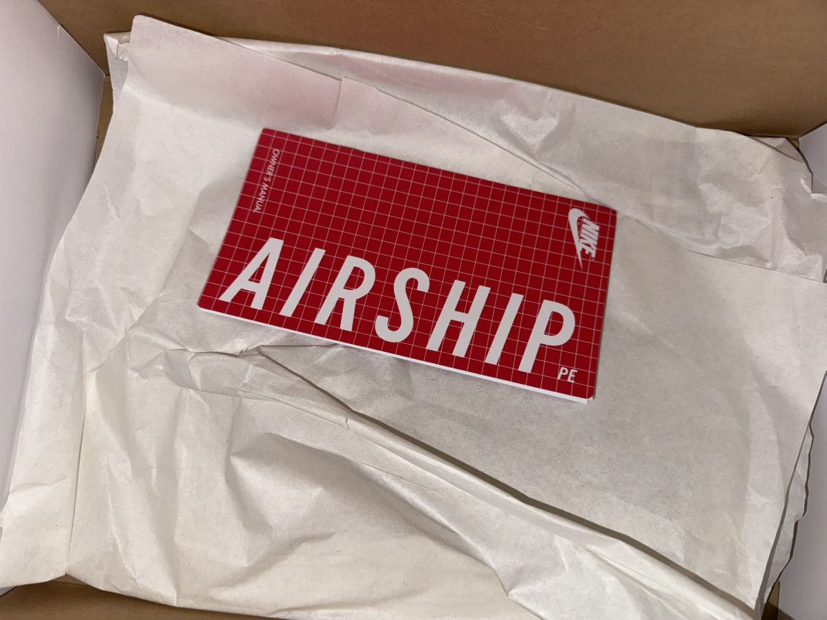 Jordan Brand Nike Air Jordan Air Ship PE SP Men's Sz 10 University Gold Size US 10 / EU 43 - 6 Thumbnail
