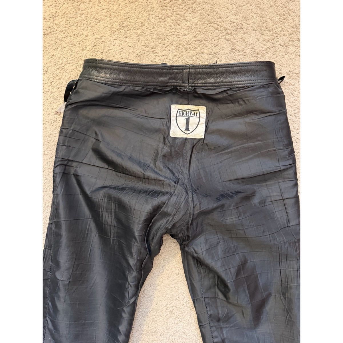 Vintage VINTAGE HIGHWAY 1 BIKER HEAVYWEIGHT LEATHER PANTS Size US 32 / EU 48 - 19 Thumbnail