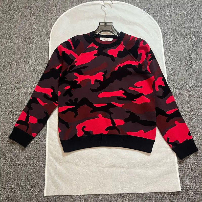 Valentino Valentino Red Camo Sweatshirt for Women 0089 Size M / US 6-8 / IT 42-44 - 1 Thumbnail
